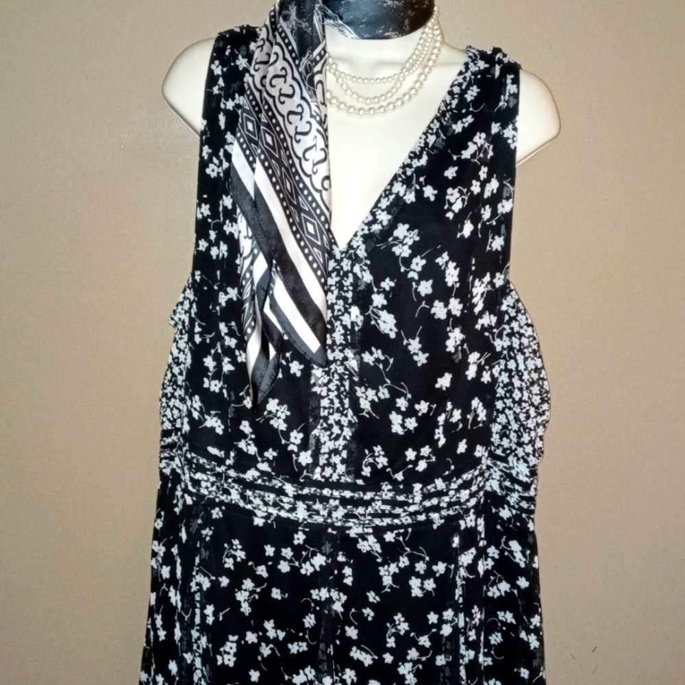 Vera Wang Dress XXL